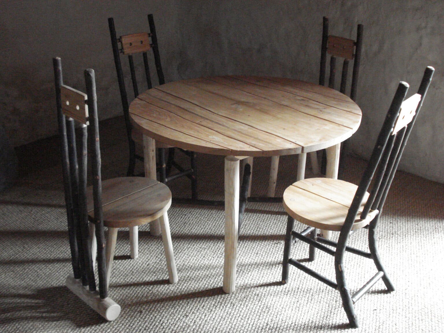 ensemble table & chaises