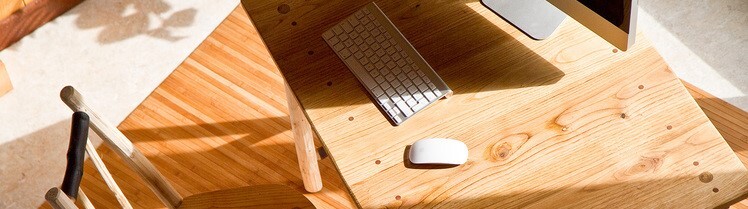 bureau en bois de châtaignier massif. Eco-concu, fabrication artisanale, fait main